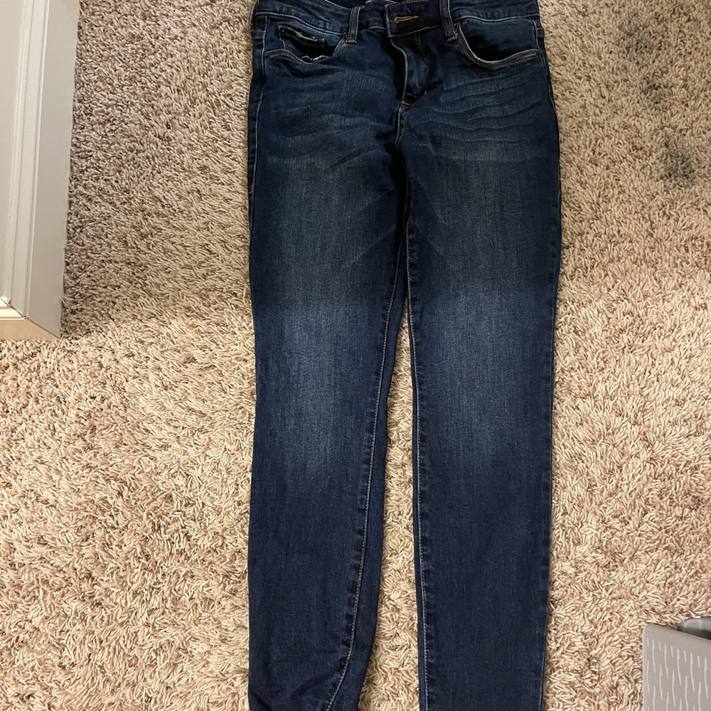 Skinny Jeans with no rips